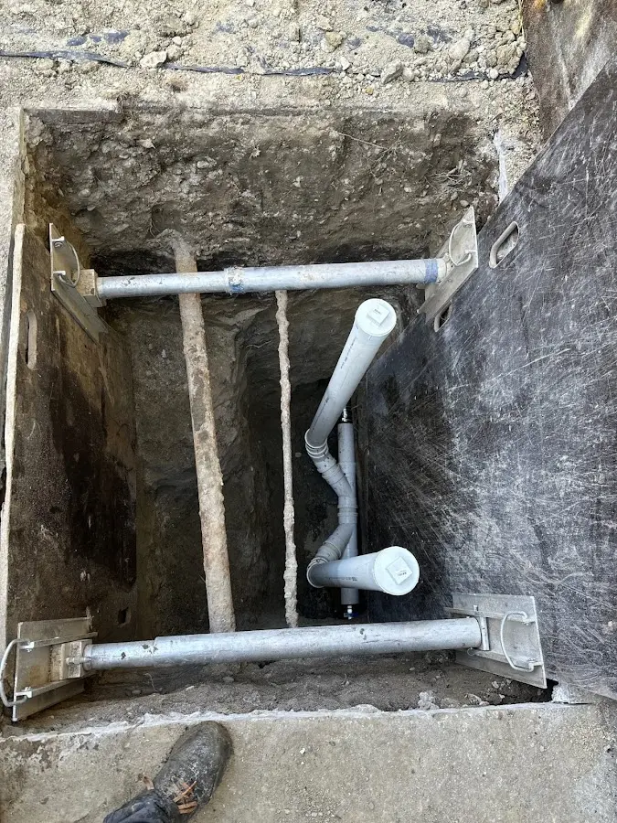 Experienced plumber completing Drain Cleaning work in Lewiston